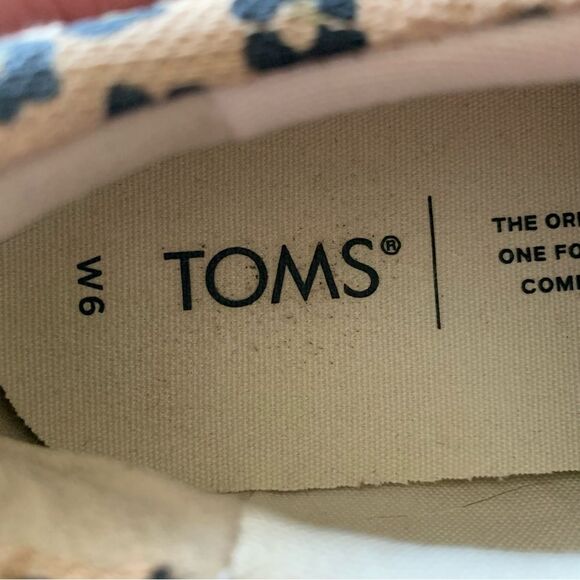 TOMS Lace Up Alex Leopard Print Lace Up Tan/Black Canvas Sneaker Shoes Size 6 - Picture 5 of 9